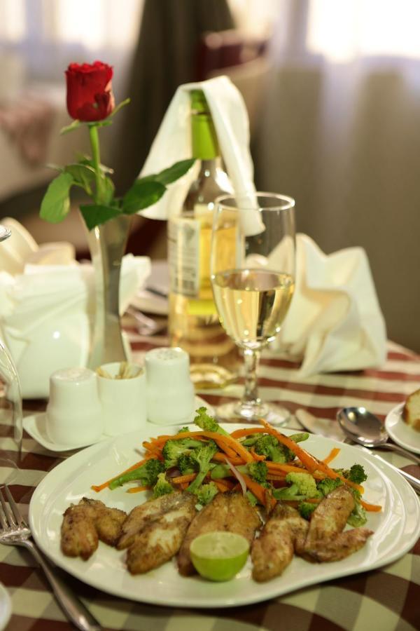 Rahnile Hotel Bahir Dar Ngoại thất bức ảnh